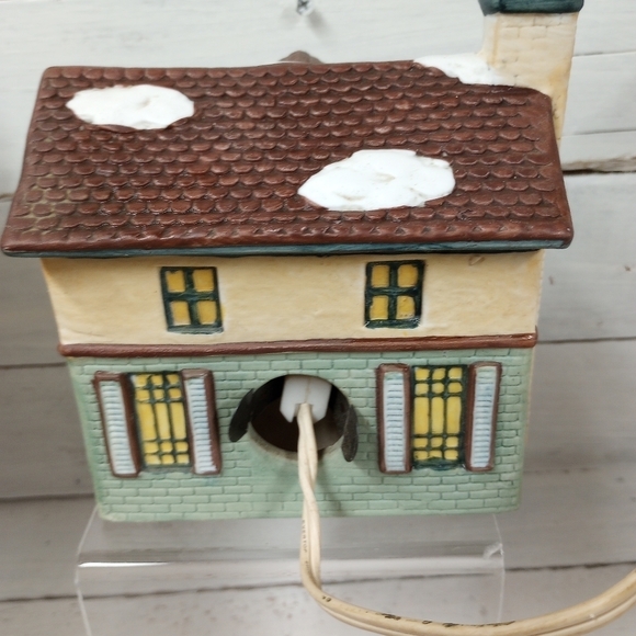 Christmas Americana Porcelain Collection Clock Maker Lighted Christmas Village - Picture 6 of 10